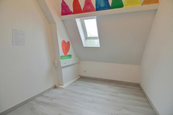 Exclusvité - Maison 3 chambres + bureau à 2 pas des écoles et des commerces à Châteauneuf sur Loire