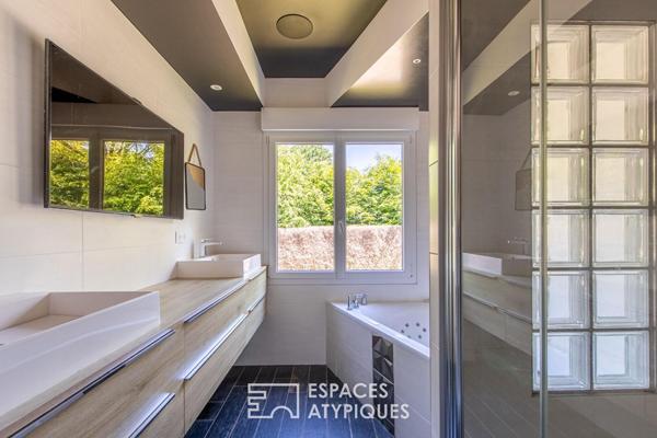 Maison familiale dans un écrin de verdure