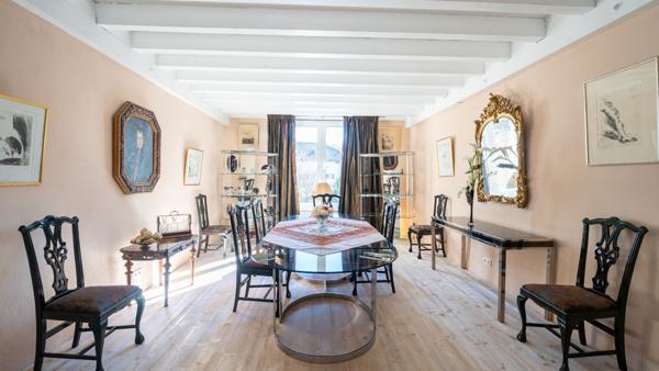 MAISON DE CARACTÈRE DE 338M2 AU COEUR DU CENTRE HISTORIQUE DE CRUSEILLES