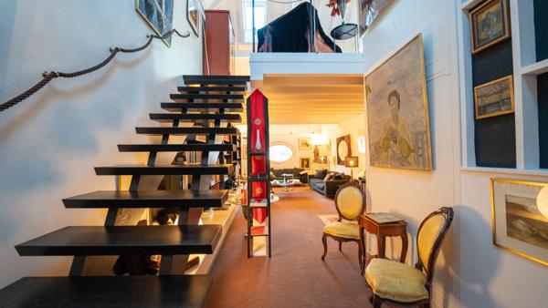 MAISON DE CARACTÈRE DE 338M2 AU COEUR DU CENTRE HISTORIQUE DE CRUSEILLES