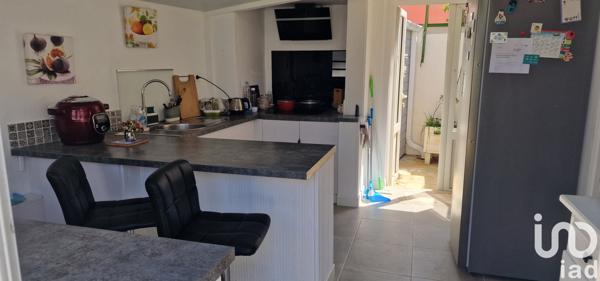 House for sale 4 rooms 89 m² Sainte-Rose