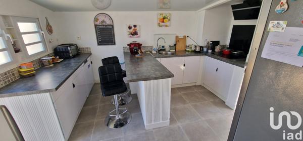 House for sale 4 rooms 89 m² Sainte-Rose