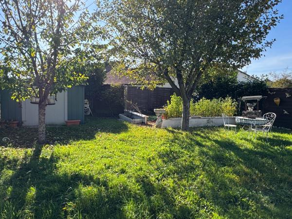PAVILLON DE PLAIN PIED AVEC JARDIN ET GARAGE