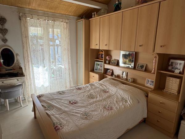 PAVILLON DE PLAIN PIED AVEC JARDIN ET GARAGE