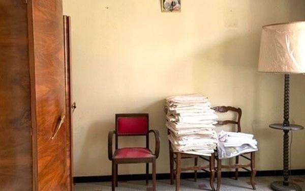 Immeuble à vendre    10 pièces •  Vallon-Pont-d'Arc