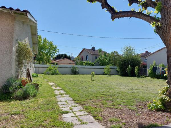 Maison à vendre en ville 7 pièces MONTAUBAN (82), 1200m² de terrain, garage de 60m²