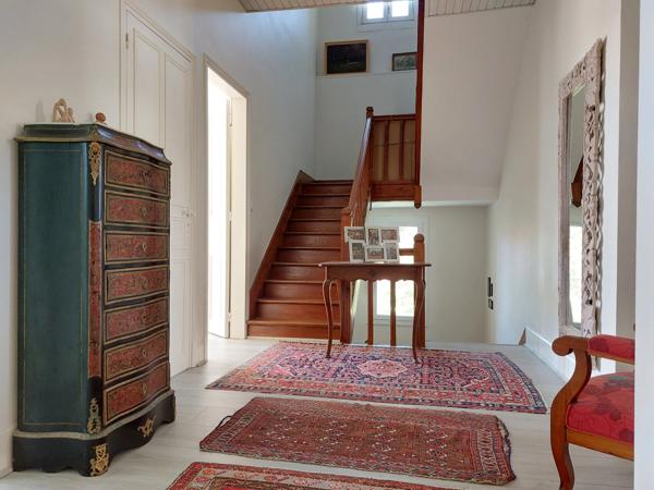 Maison à vendre en ville 7 pièces MONTAUBAN (82), 1200m² de terrain, garage de 60m²