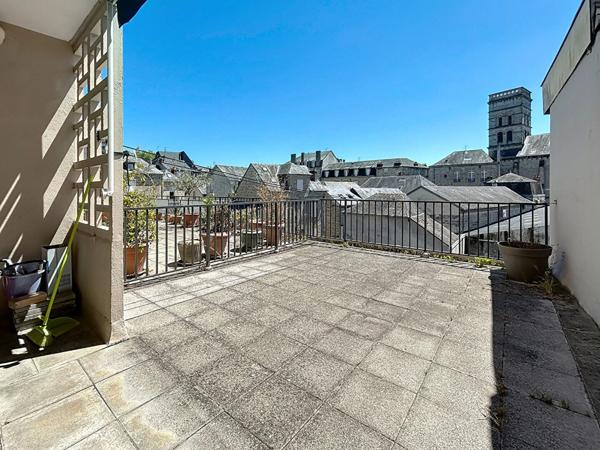 Studio en centre-ville de Brive-la-Gaillarde - terrasse - balcon - cave