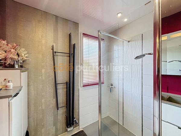 Vente
                Maison94 m² - 5 Pièces -
                    ST OUEN DU TILLEUL (27670)