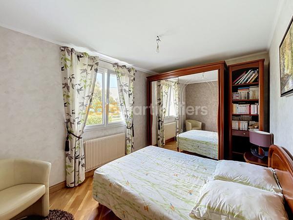 Vente
                Maison94 m² - 5 Pièces -
                    ST OUEN DU TILLEUL (27670)