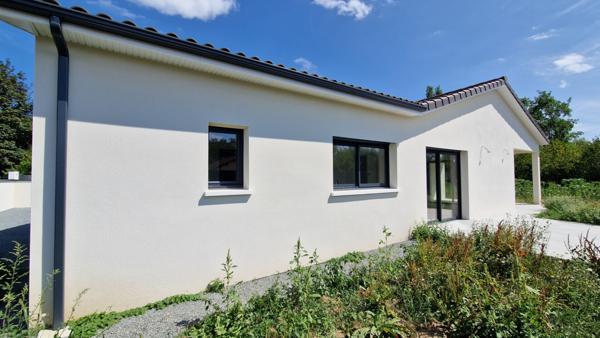 Maison Neuve avec Garage à l'Est de Bergerac !
