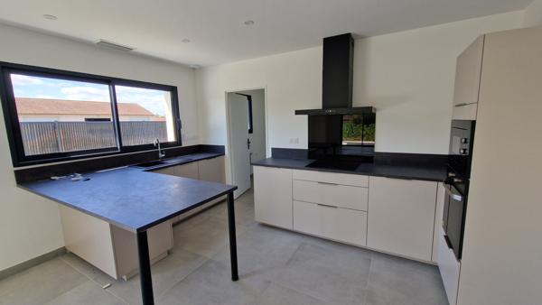 Maison Neuve avec Garage à l'Est de Bergerac !