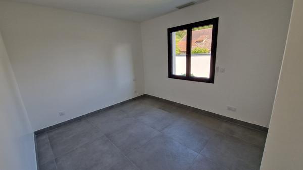 Maison Neuve avec Garage à l'Est de Bergerac !