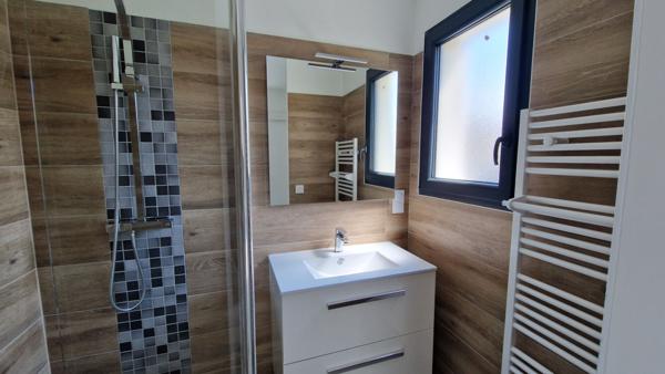 Maison Neuve avec Garage à l'Est de Bergerac !