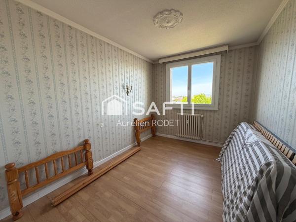 appartement 68m², avec garage et cave.