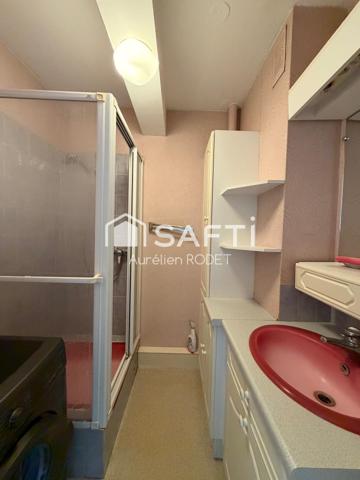 appartement 68m², avec garage et cave.