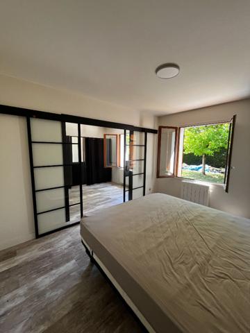 Maison - 7 pièces - 180 m²