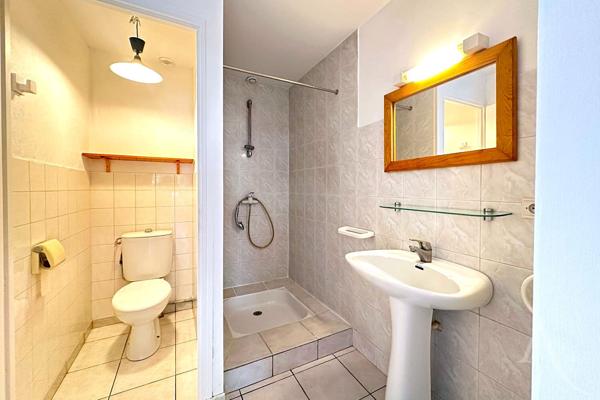 Charmante maison de ville avec garage (Talence)