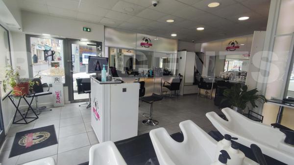 FONDS DE COMMERCE SALON DE COIFFURE 56 m² CENTRE VILLE COULOMMIERS 