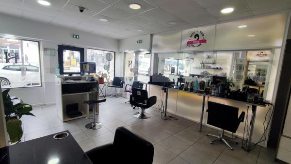 FONDS DE COMMERCE SALON DE COIFFURE 56 m² CENTRE VILLE COULOMMIERS 