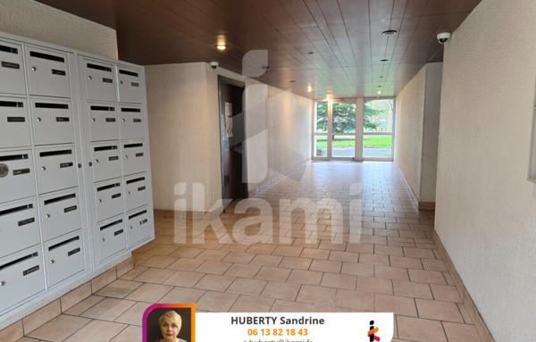 À Sevran, grand appartement dernier étage