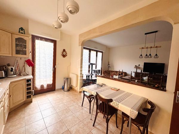 Maisonnée 138m2  à vendre à Bourg - Référence 2457