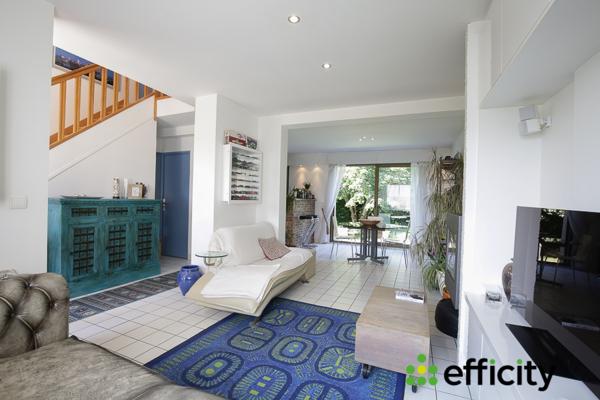 Maison 6 pièces - 102 m² Exclusivité efficity