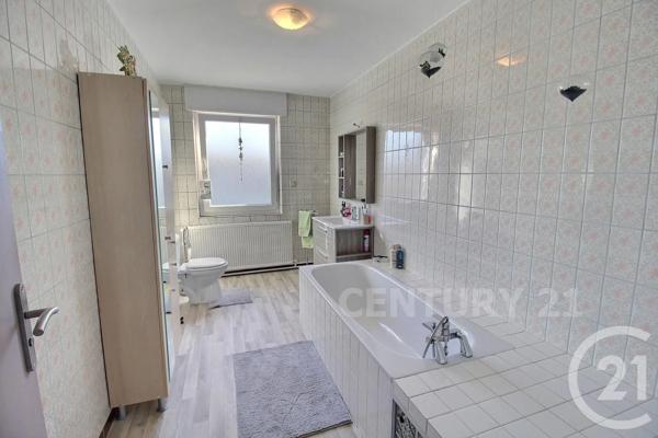 Maison à vendre  5 pièces - 125,75 m 2   CREUTZWALD  - 57