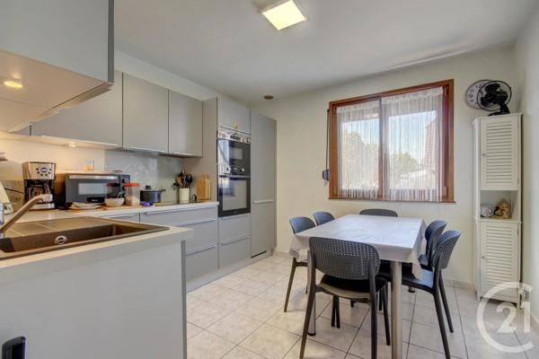 Maison à vendre  4 pièces - 89,93 m 2   ERSTEIN  - 67