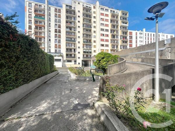Appartement F4 à vendre  4 pièces - 84,75 m2 EPINAY SUR SEINE - 93