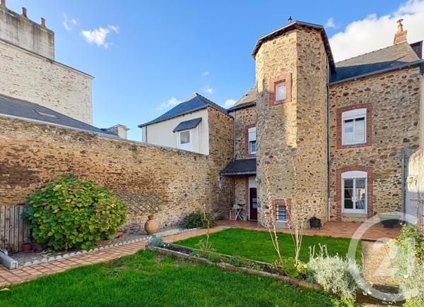 Maison à vendre  5 pièces - 101 m2 COSSE LE VIVIEN - 53