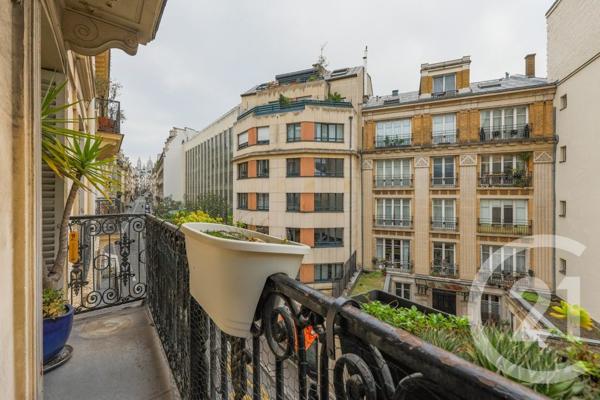 Appartement F4 à vendre  4 pièces - 99,41 m2 PARIS - 75009