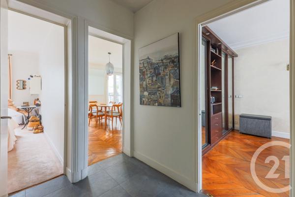 Appartement F4 à vendre  4 pièces - 99,41 m2 PARIS - 75009