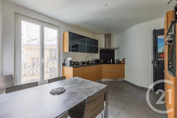Appartement F4 à vendre  4 pièces - 99,41 m2 PARIS - 75009