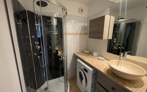 Appartement à vendre    4 pièces • 73 m2 La Seyne-sur-Mer