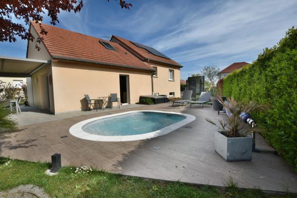 Nuits-Saint-Georges – Maison familiale avec piscine au calme
