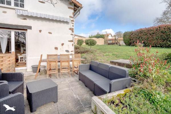 Maison à vendre |  Chabanais |  7 pièces | 151 m²