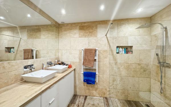 Appartement à vendre    3 pièces • 83,05 m2 La Crau