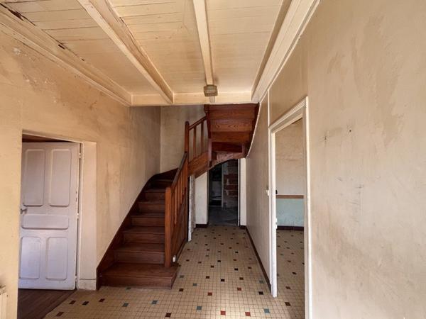 Maison à vendre |  Saint-Genis-d'Hiersac |  4 pièces | 80 m²