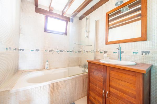 Le charme de l’ancien au coeur du village !