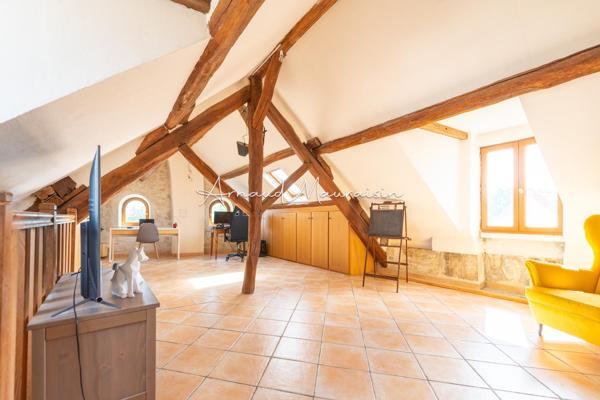 Le charme de l’ancien au coeur du village !