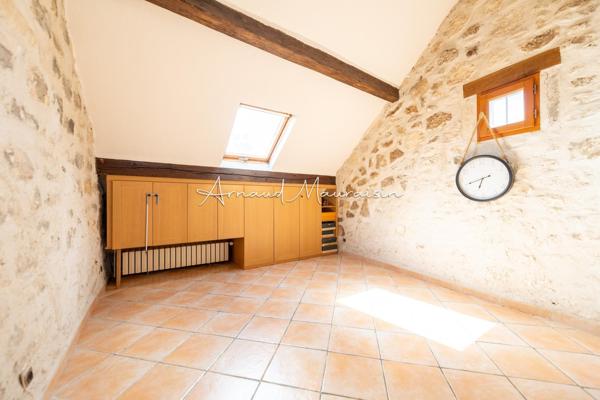 Le charme de l’ancien au coeur du village !