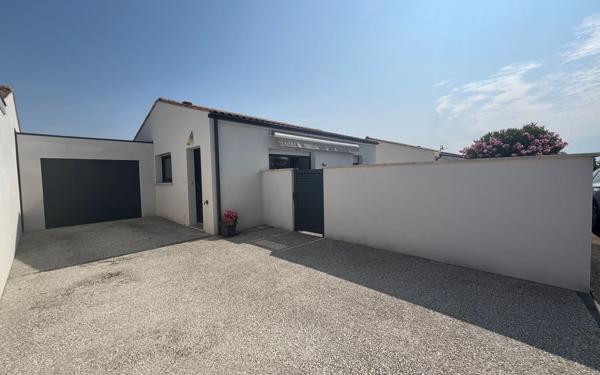 Maison à vendre    3 pièces •  Meschers-sur-Gironde