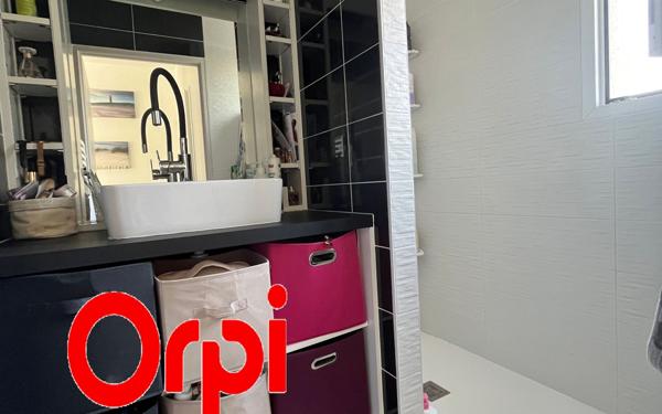 Maison à vendre    3 pièces •  Meschers-sur-Gironde