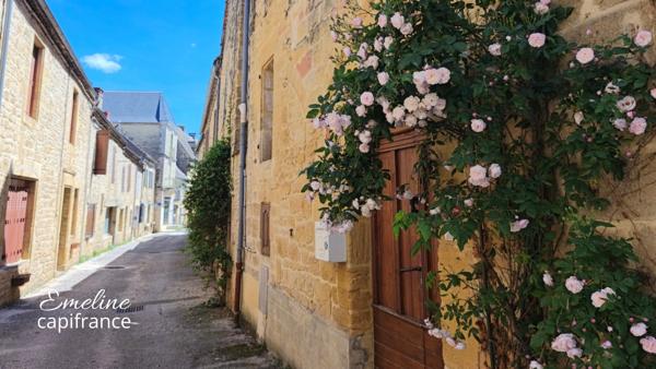 Maison de village rénovée 140 m² avec terrasse