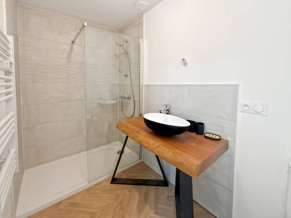 Immeuble 6 pièces - 140 m² Exclusivité efficity