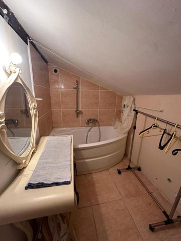 Mèze, appartement en duplex de 172m² sur le port