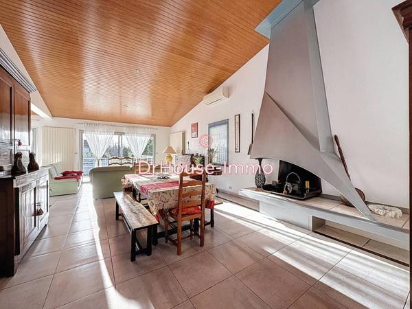 Maison à vendre 7 pièces de 239 m²