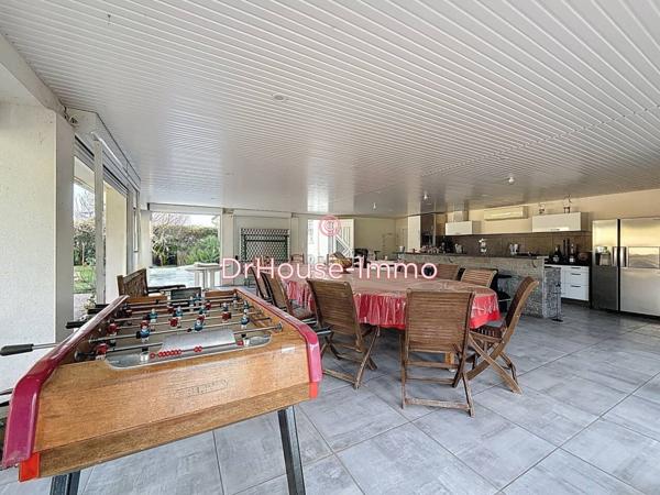 Maison à vendre 7 pièces de 239 m²