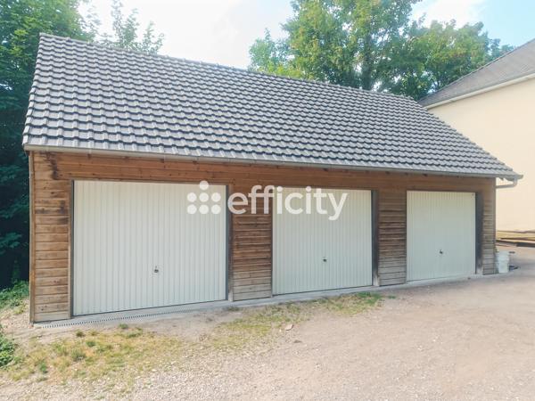 Maison 12 pièces - 232 m²